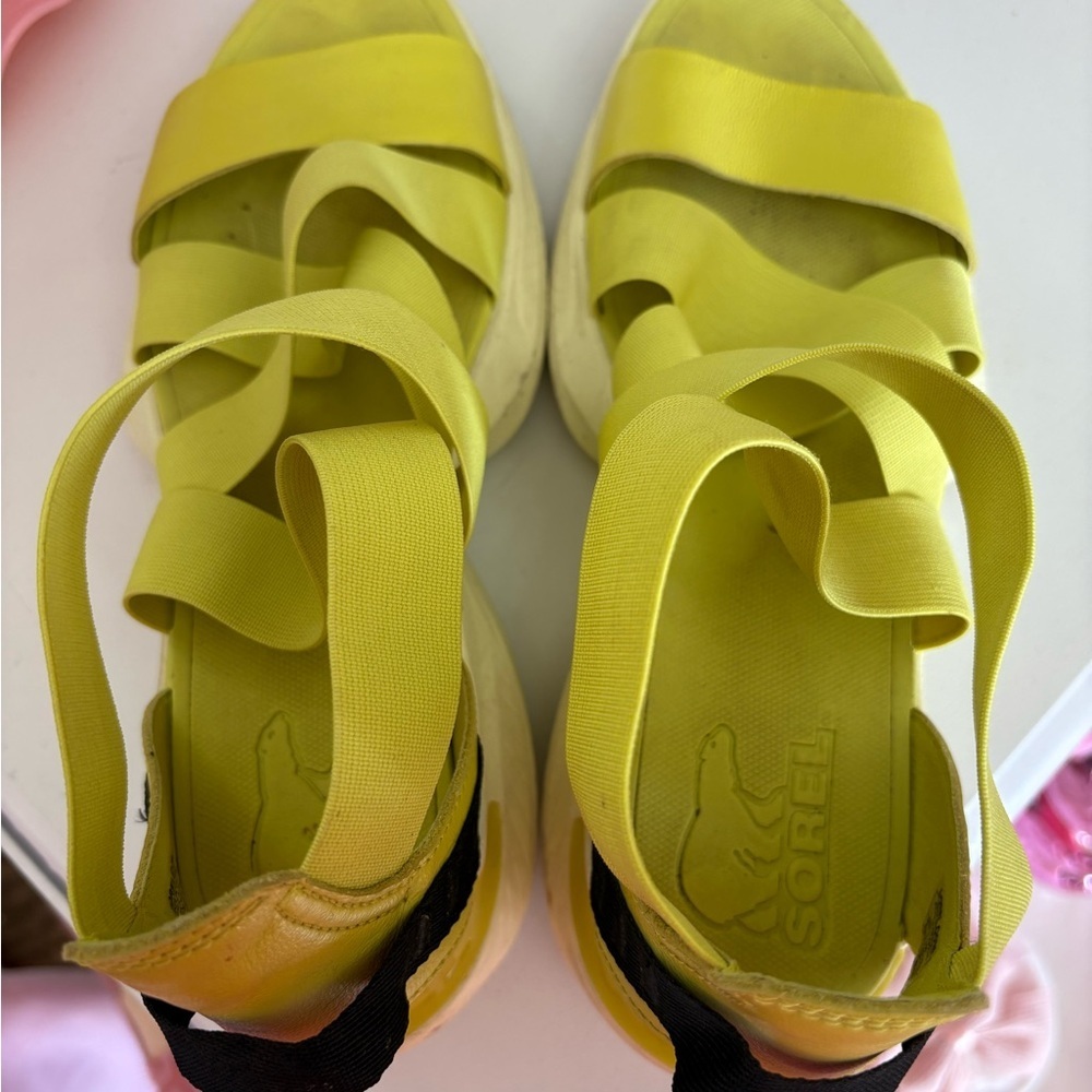 Sorel Neon Green Bandage Strappy Sandal Size 8.5 - Picture 8 of 9